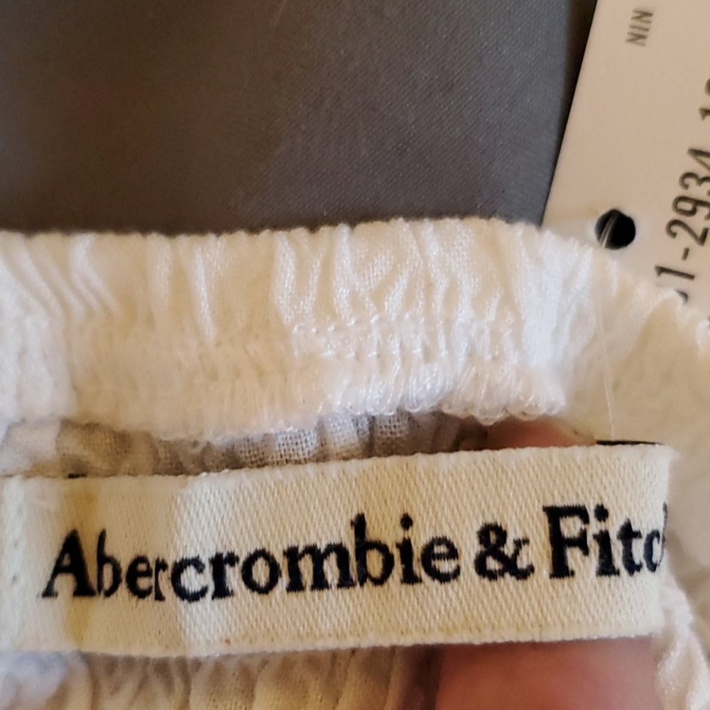 NWT A&F All Over Lace Dress - Picture 4 of 4